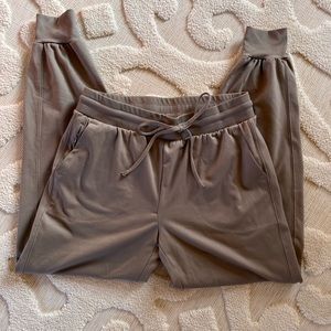 NWOT Rachel Zoe size small joggers